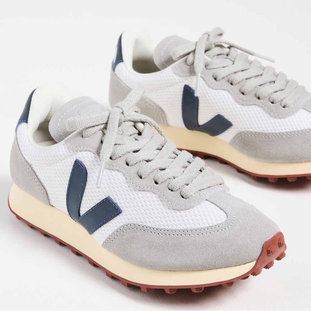 Veja Rio Branco Sneakers